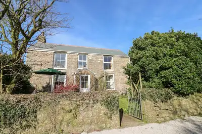 Image de Bosworlas Farm House, family friendly, with open fire in St Just