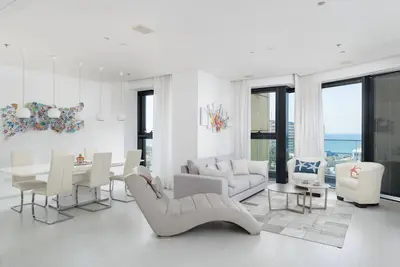 Bat Yam Luxury Apt Terrace & Sea View by FeelHome