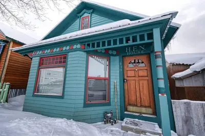Image de 6br Cozy Victorian - Block from Main St - Groups