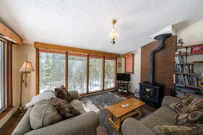 Image de 5br Cozy Group Getaway - Views - Game Room