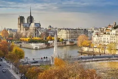 Image de Notre Dame De Paris & Its Surrounding Areas!