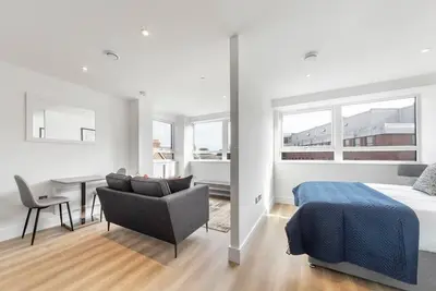 Image de Bright Contemporary Studio in East Grinstead