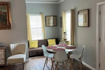 Image de Clean Modern Deco Apt 1 Br 1 Bath Near Everything