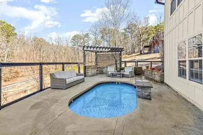 Image de Luxury Oasis: Beaver Lake Retreat for 12 Guests