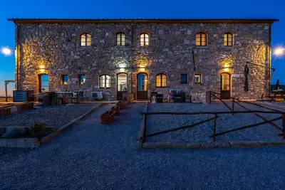 Image de Appartement de vacances Asciano pour 1 - 5 personnes avec 2 chambres Ă coucher - Maison de vacances