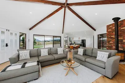 Image de Anton Pavilion Cheerful Country Solace in Mudgee