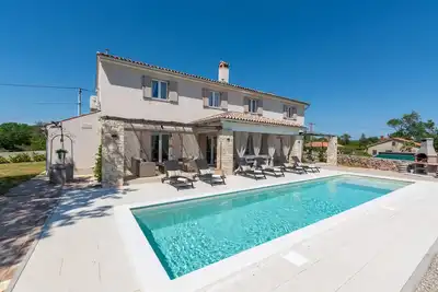 Image de Villa Batelica near Labin with large garden, kids playground and private pool