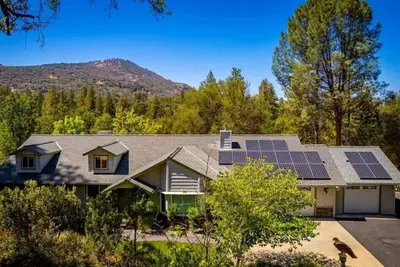 Image de Serene Mountain Retreat  Your Private Sanctuary in Nature with modern amenities