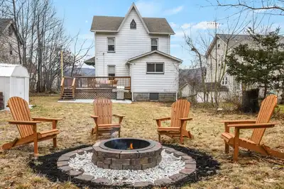Image de Cozy House 3 Blocks From West Pt