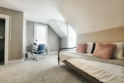 Image de Cozy & Stylish Single Family Home in Down Town Dsm