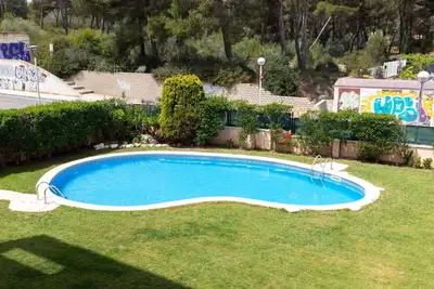 Image de Agréable appartement pour 6 personnes avec Wifi, piscine, Tv, terrasse et parking