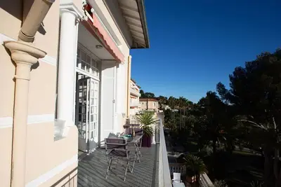 Image de Confortable appartement avec climatisation, Wifi, Tv, balcon, vue panoramique et parking