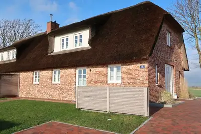Image de Appartement dans une maison de vacances avec bain Ă remous, Wifi, Tv, terrasse, vue panoramique