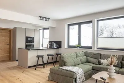 Image de Agréable appartement pour 6 personnes avec Wifi, piscine, Tv, terrasse et parking