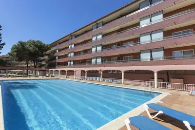 Image de Bel appartement avec Wifi, climatisation, piscine, Tv, animaux admis, vue panoramique et parking