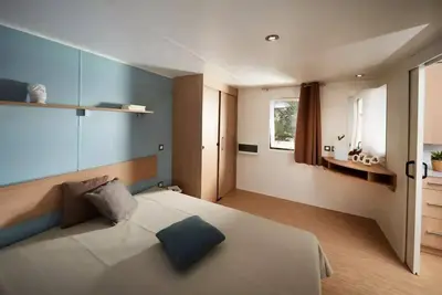 Image de Mobilheim Pmr 3 Zimmer 4 Personen, klimatisiert + Tv