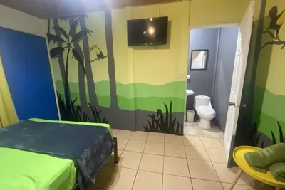 Image de Cabina 4 - Private Room & Bathroom in center of town, walk to beach