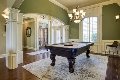 Image de 18 Elcano Drive - A beautiful home on the 3rd fairway of Granada Golf Course in