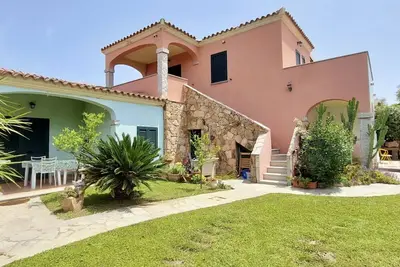 Image de La Padula two-room ground-floor apartment with garden in San Teodoro