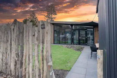 Image de Maison pour enfants avec trampoline
