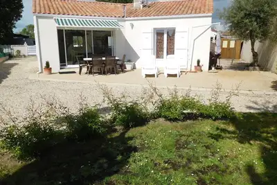 Image de Villa 6 pers avec terrasse, à 900m centre L'Aiguillon