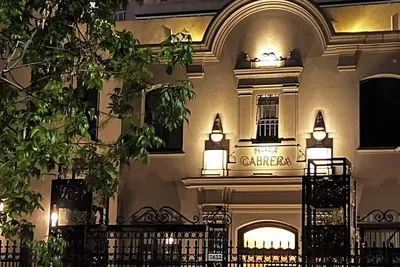 Image de Beautiful Design Department in the heart of Palermo