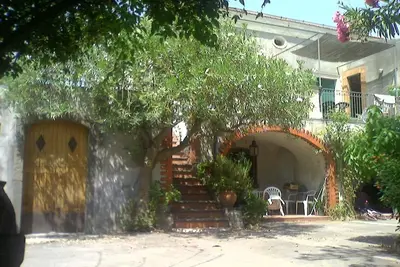 Villa Diana, 2 min. from the sea, 5 from Giardini Naxos, 10 from Taormina, 15 from Etna