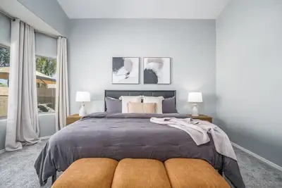 Image de New Family Relaxation Golf, Pool, Yard Games ~15min to bell bank park and mesa ✈