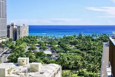 Spacious 2bd/2br with ocean and panoramic views!