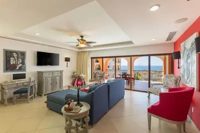 Image de Relax at Sea-View Villa with Pool, Hot Tub and Gym