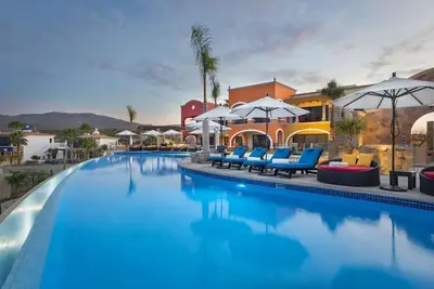 Image de Seaview Serenity: Golf Nearby, Gym, Pool & Hot Tub