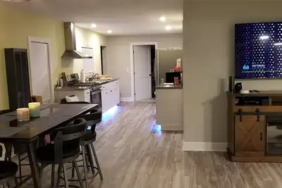 Image de ⛱️ Beach season is just around the corner. Lake Erie home Blu-By-You Angola Ny