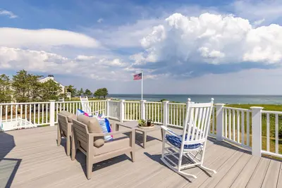 Image de Beautiful Upscale Oceanside Home on Plaice Cove