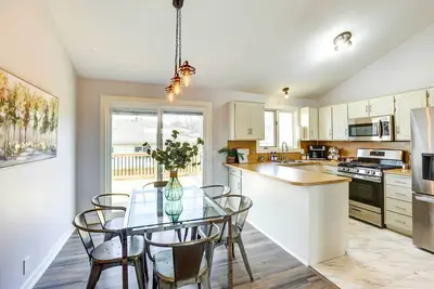 Image de Pet-Friendly Omaha Vacation Rental w\/ Deck!