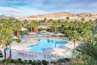 Image de Coachella-Ready Fantastic Resort 7 miles away, Shuttle to Festival Available