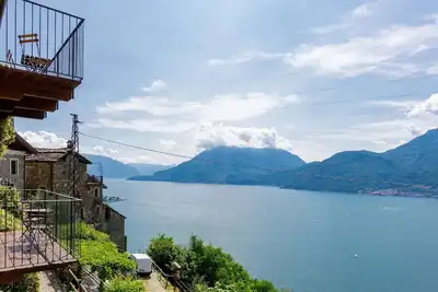 Image de Confortable appartement pour 5 personnes avec Wifi, Tv, balcon, animaux admis et parking