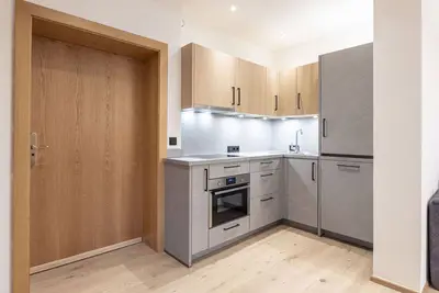 Image de Bel appartement pour 3 personnes avec Wifi, bain à remous, Tv, balcon et parking