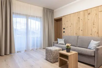 Image de Bel appartement pour 6 personnes avec bain Ă remous, Wifi, Tv, balcon et parking