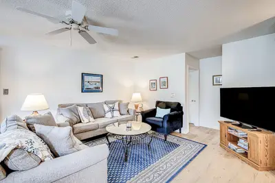 Image de Welcoming nice villa with elegant screened porch, Free WiFi and golf course view