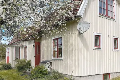 Image de Maison de vacances pour 5 a LIDKÖPING-By Traum