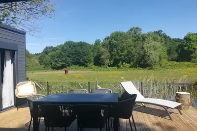 Image de Charmant écolodge au calme, piscine et jacuzzi chauffés à l'année