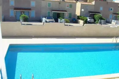 Image de Pavillon à Valras-Plage avec Piscine, à 250m de la Plage, pour 6 Personnes