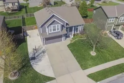 Image de Gardner 5 bedroom 3 bath home. Family friendly and long stay