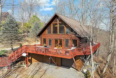 Image de Deer Ridge - 3 Br, 3 Ba, Hot Tub, Firepit
