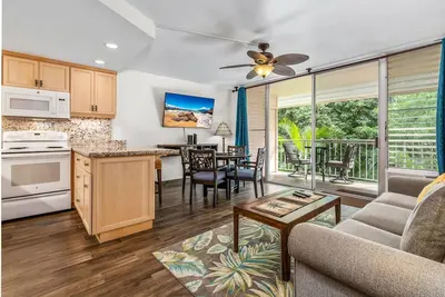 Image de Kihei Kai Nani #9-373 3rd floor unit w/Garden View, across Kamaole Beach Ii!