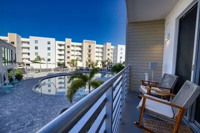 Image de Big discount for month of December-Bring your boat to beautiful Sarasota Bay!