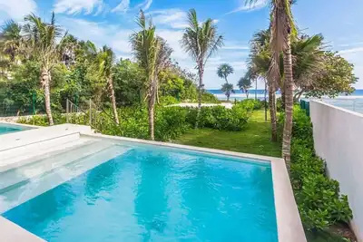 Image de Jungle Hideout, Private Beach, 5 Epic Pools