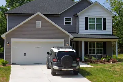 Image de Brand New home close to downtown High Point