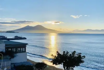 Image de Naples-Casa Posillipo 5 meters from the beach up to 6 beds