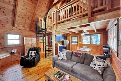 Image de The Deer Cabin- Left End